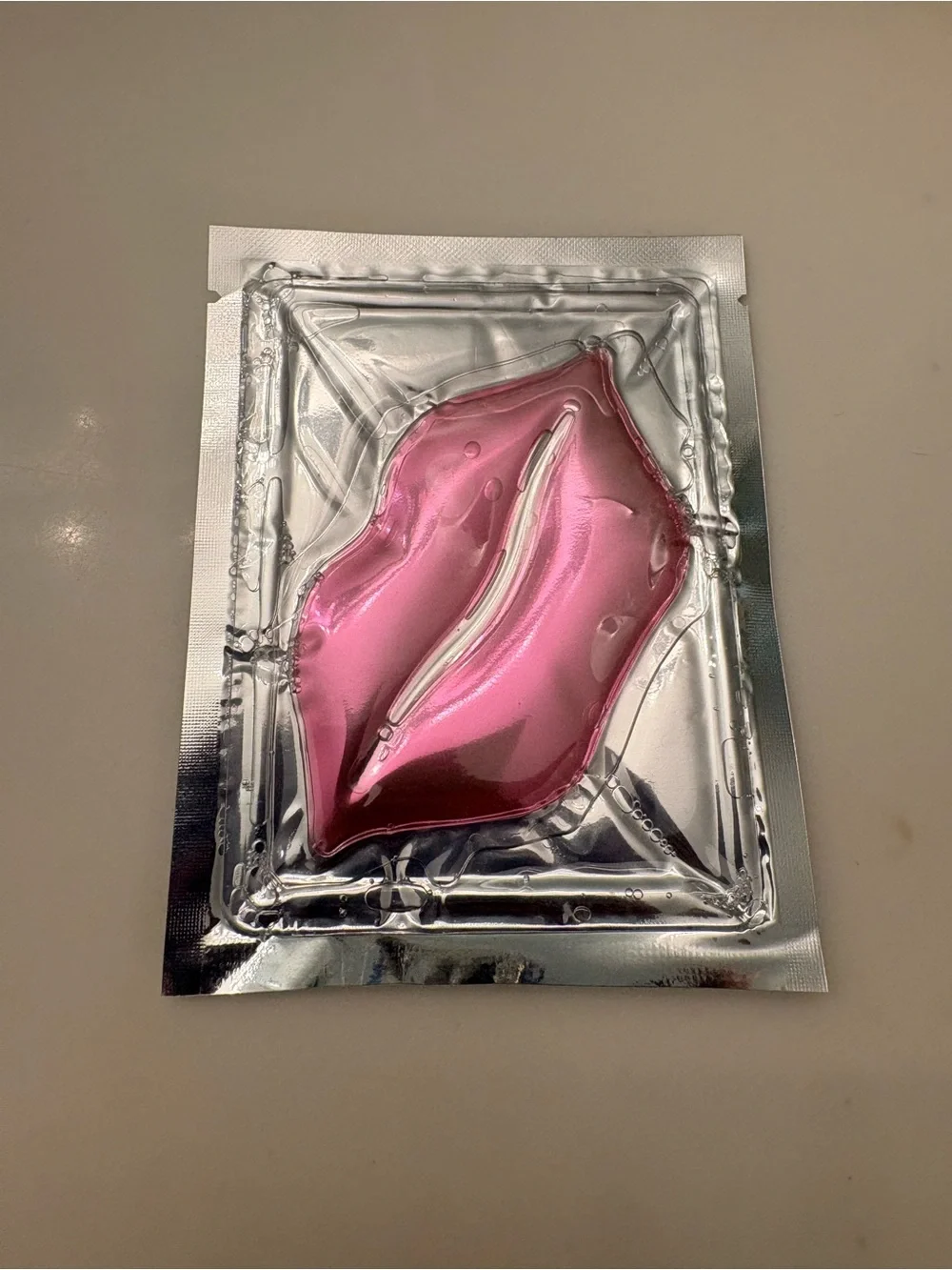Free with purchase Hydrating Lip Mask - Pink